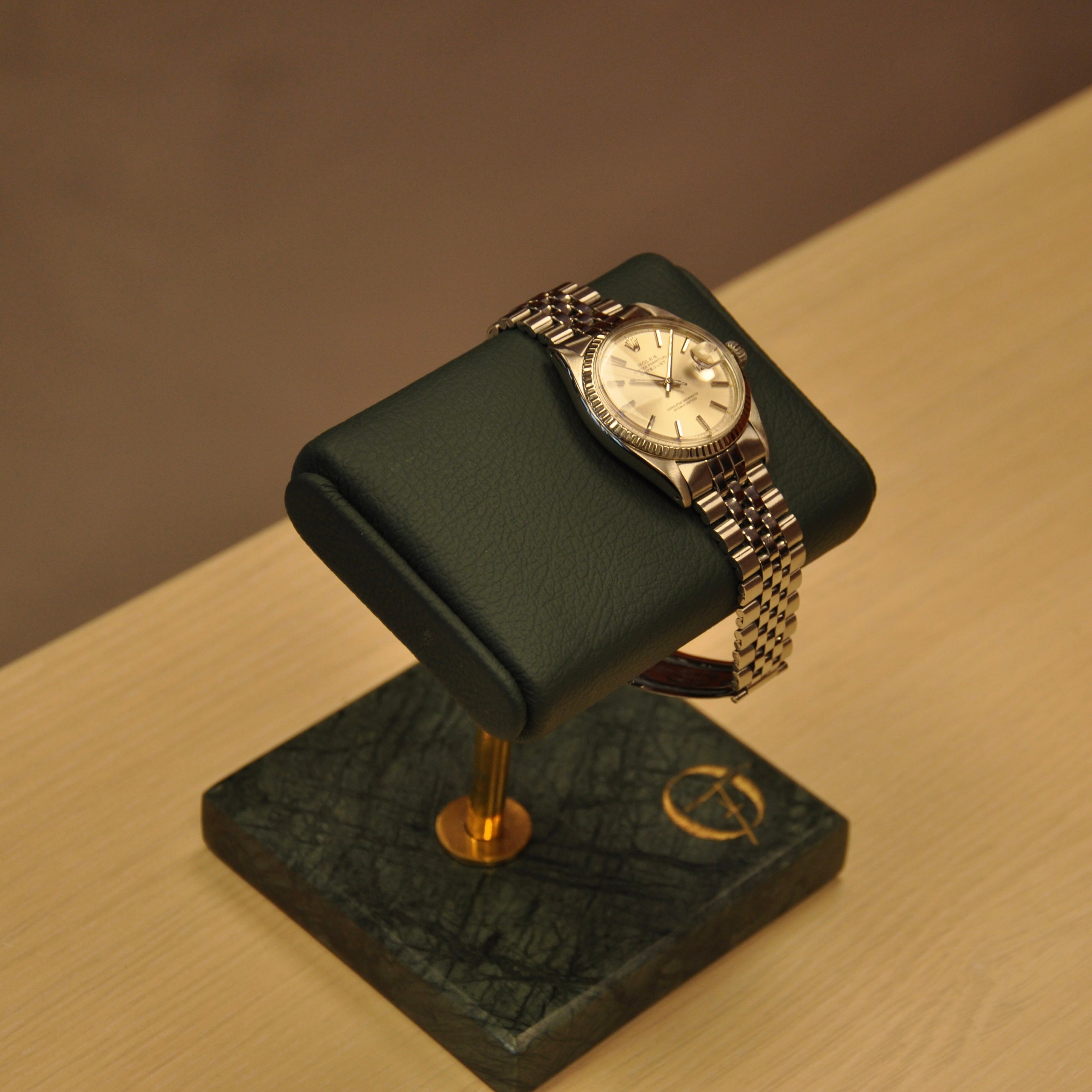 OFL Marble Watch Stand – Emerald Green Leather (One Watch)